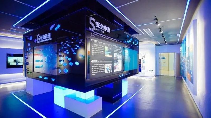 在展会上策划一些互动性强、趣味性高的活动，可以吸引更多观众参与。以下是一些建议：